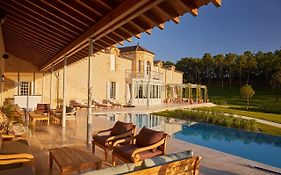 Chateau De Clotte & Suites