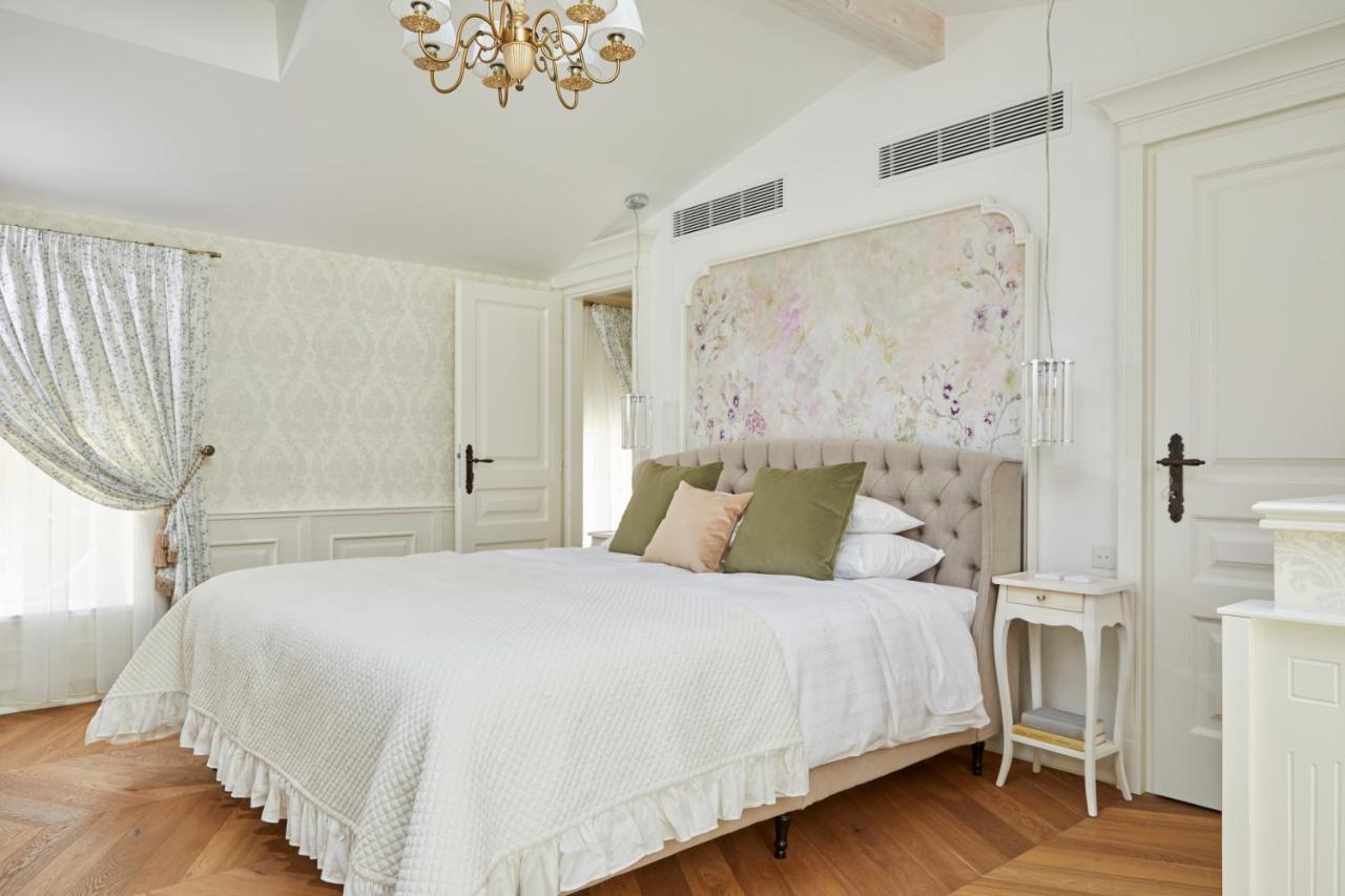 Chateau De Clotte & Suites Les Salles-de-Castillon Extérieur photo